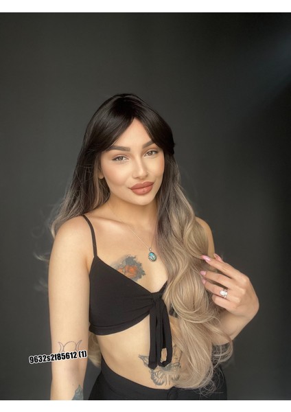 Ekstra Uzun Dalgalı Perçemli Medikal Fiber Peruk Siyah Küllü Gri fiyatları