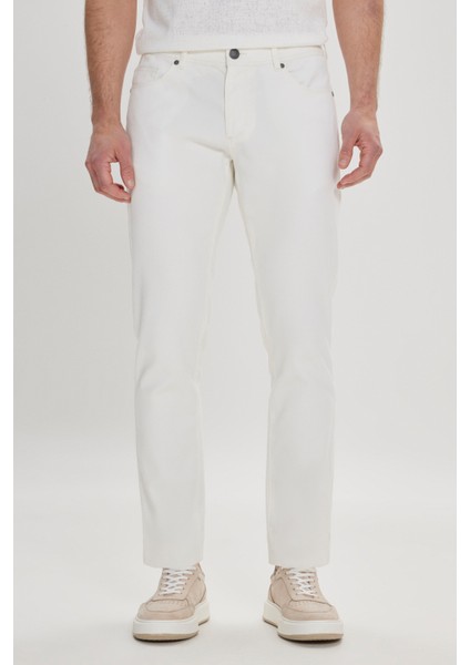 ALTINYILDIZ CLASSICS Erkek Beyaz Slim Fit Dar Kesim 5 Cep Armürlü Esnek Pantolon