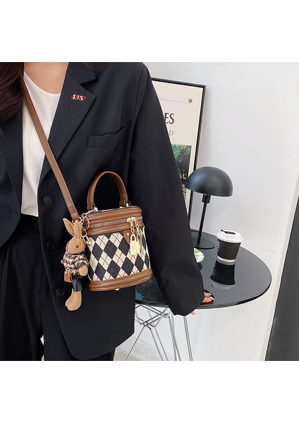 Moda Niş Messenger Doku Eşkenar Dörtgen Taşınabilir Kova Çantası (Yurt Dışından) modelleri