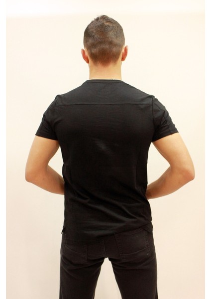 Caz 4172 Space Baskılı Bisiklet Yaka Erkek T-Shırt Siyah fırsatları