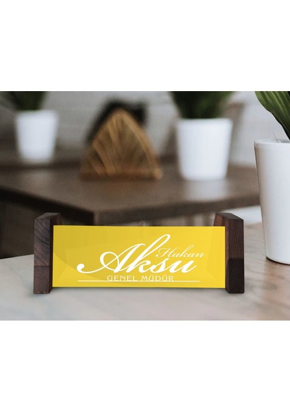 Kişiye Özel Isimli Ahşap Ayaklı Sarı Akrilik Masa Isimliği, Ofis Dekoru, Mesleki Hediye, Ofis Hediyeleri-8 fiyatları