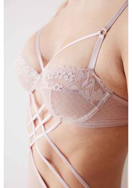 Fishnet Bej Bodysuit fırsatları