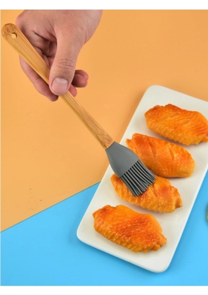 Renkli ve Bambu Saplı Silikon Mini Spatula Seti (5li)