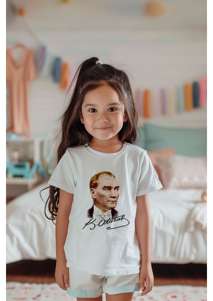 Pamuk Kız Çocuk Atatürk Baskılı Kısa Kollu Tişört