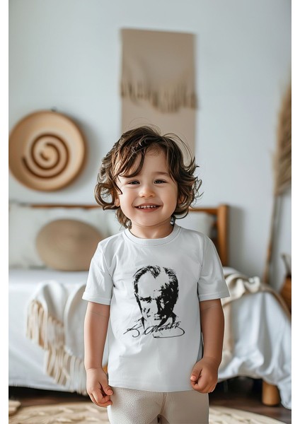 Pamuk Erkek Çocuk Atatürk Baskılı Kısa Kollu Tişört