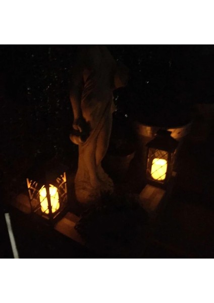 Siyah Vintage LED Mum Işığı Rüzgar Geçirmez Şamdan Lamba Dış Aydınlatma Bahçe Asılı Lambalar Cadılar Bayramı Işıkları Dekorasyon (Yurt Dışından) fırsatları