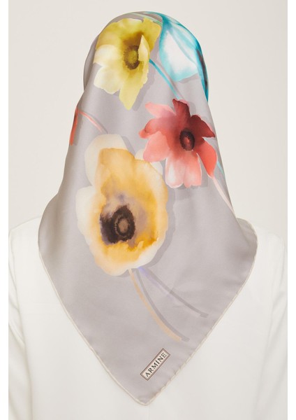 Gri Çiçek Desen Tivil İpek Eşarp 9105 - 82 fırsatları