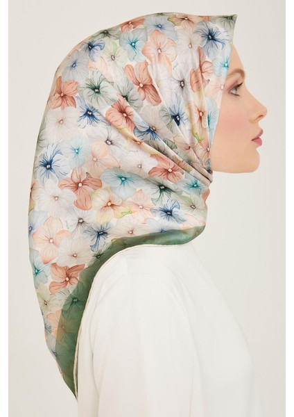 Yeşil Çiçek Desen Tivil İpek Eşarp 9108 - 84 fiyatları