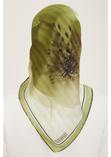 Yeşil Çiçek Desen Sura İpek Eşarp 9100 - 05