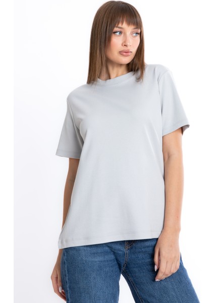 Kadın Gri Bisiklet Yaka Kısa Kol Tshirt S-101
