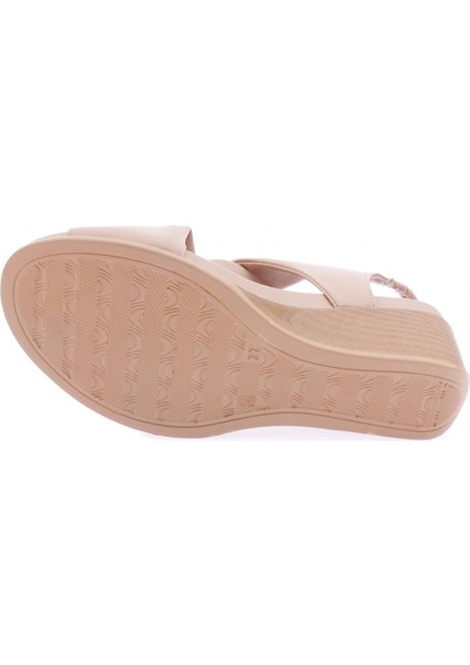 1048-22Y Kadın Dolgu Taban Çapraz Bantlı Sandalet indirimleri