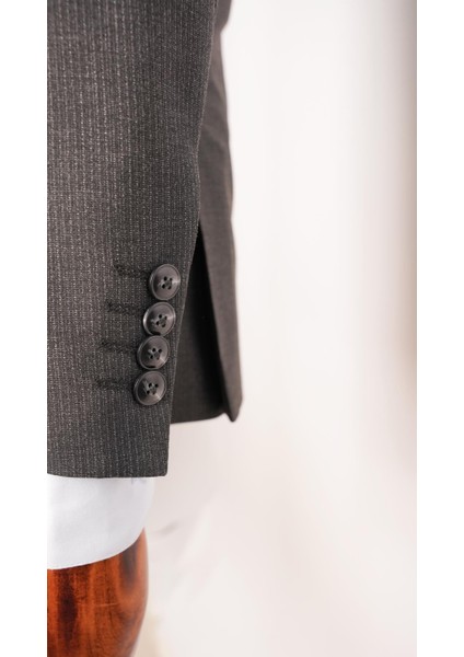 Erkek Slim Fit Çizgili Yelekli Siyah Takım Elbise
