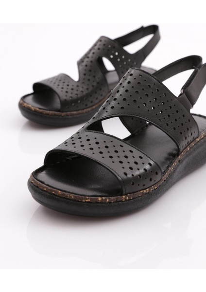 323 Kadin Delik Desenli Bilekten Bağlama Sandalet fırsatları