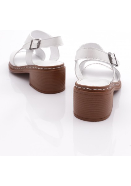 303 Kadin Yanlari Açik Sandalet modelleri