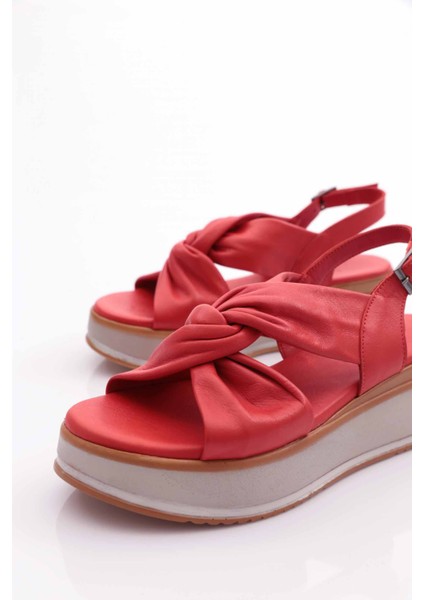 800 Kadin Sandalet fırsatları