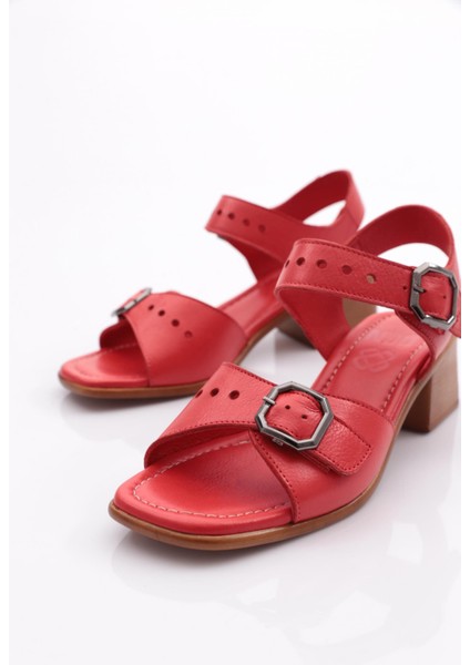 1910 Kadin Sandalet fırsatları