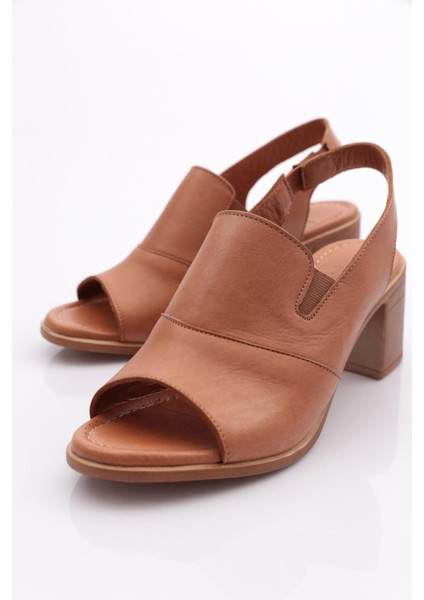 1825 Kadin Sandalet fırsatları