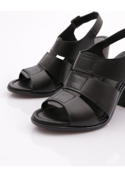 1400 Kadin Topuklu Sandalet fırsatları