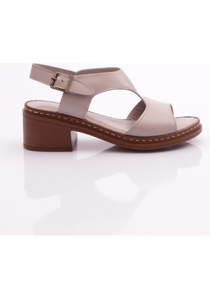 303 Kadin Yanlari Açik Sandalet fiyatları