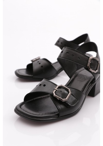 1910 Kadin Sandalet fırsatları