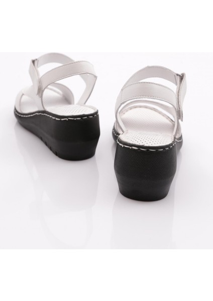 1002 Kadin Bilekten Bağlama Sandalet modelleri