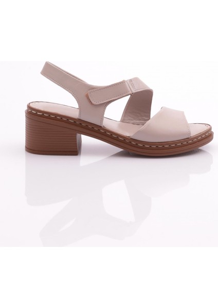 301 Kadin Arkadan Bağlama Sandalet fiyatları