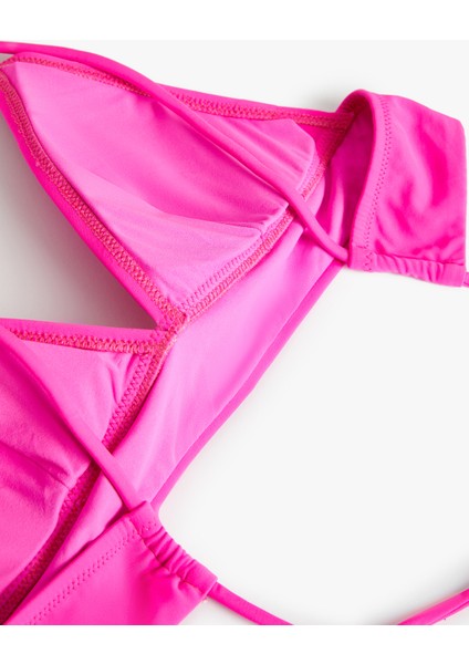 Üçgen Bikini Üstü Çapraz Askılı Kaplı