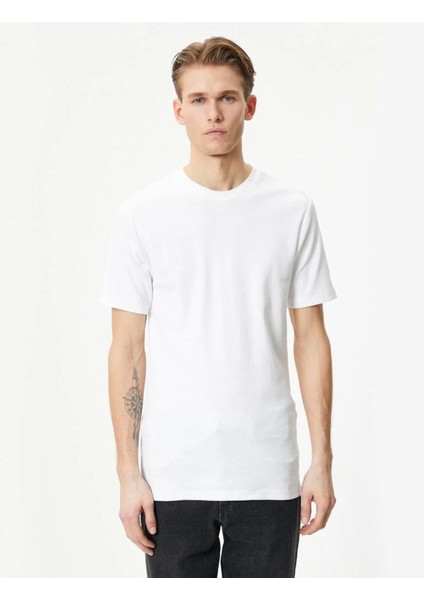 Erkek T-Shirt 4SAM10272HK Beyaz fiyatları