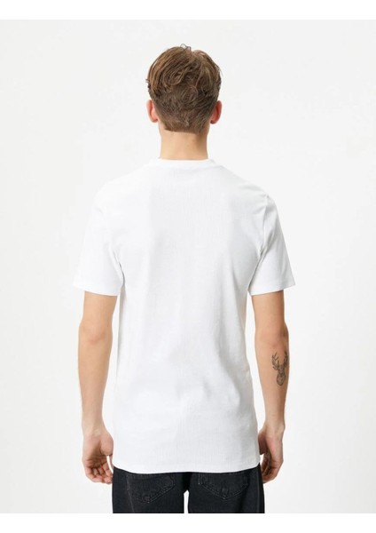 Erkek T-Shirt 4SAM10272HK Beyaz modelleri