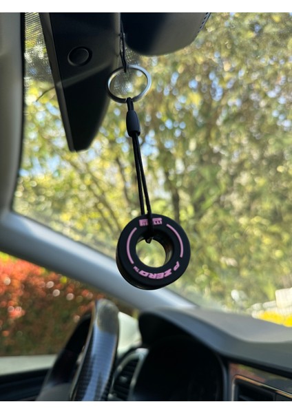 P Zero Lastik Kauçuk Anahtarlık Oto Ayna Süsü