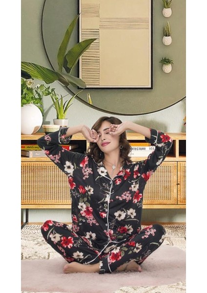 Uzun Kollu Ince Dügmeli Çiçek Desenli Kadın Pijama Takımı