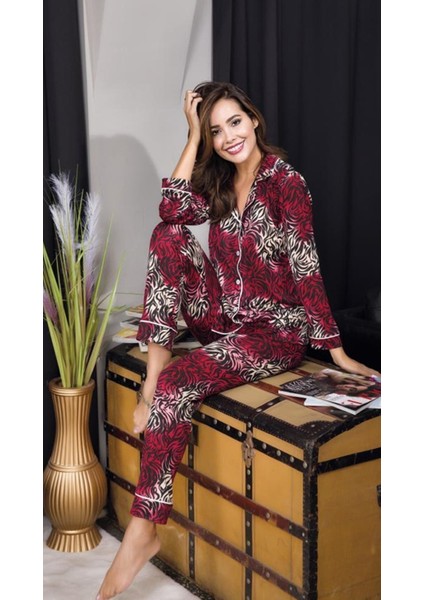 Uzun Kollu Ince Dügmeli Varak Çizgili Desenli Kadın Pijama Takımı