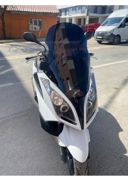 Kymco Downtown 200 300 Ön Cam 2010 2015 Modellere Uyar 67CM  Siyah Renk  4mm Orjinal Boy