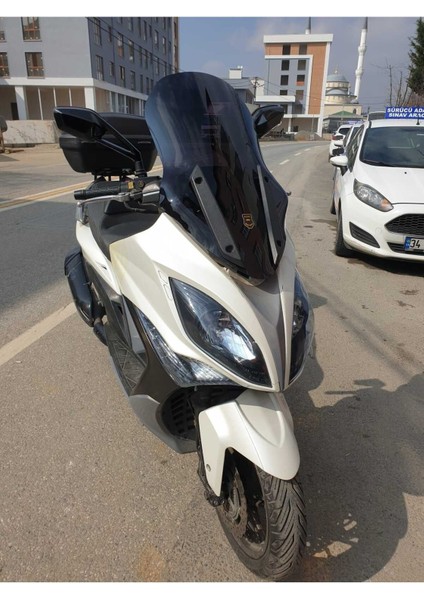 Kymco Xciting 400 I Ön Cam 2015 Modellere Uyar 72CM Siyah Renk 4mm Uzun ve Geniş