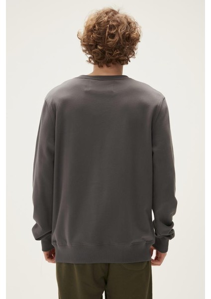 Kangaroo Crewneck Asphalt