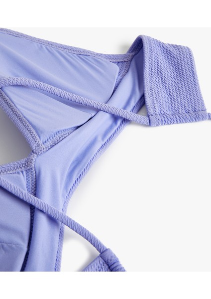 Üçgen Bikini Üstü Dokulu Çapraz Askılı Kaplı modelleri