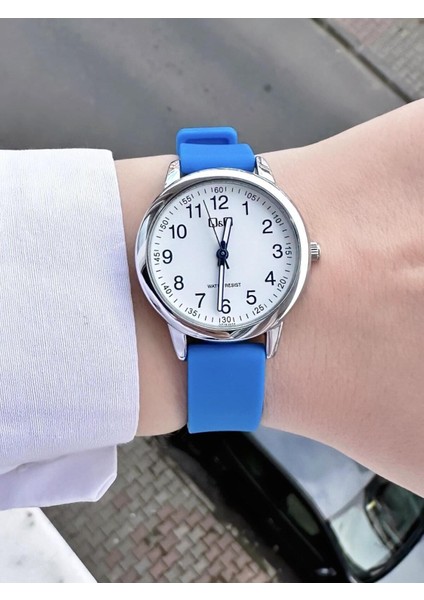 kadın Plastik Kordon Kol Saati fiyatları