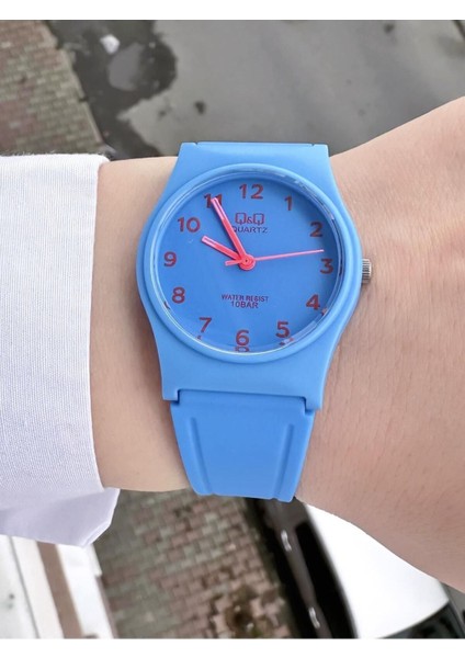 kadın Su Geçirmez Plastik Kordon Kol Saati fiyatları