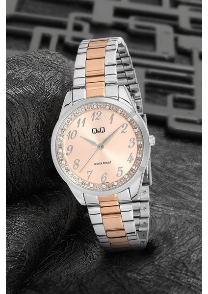 Metal Kadın Kol Saati PQC07J