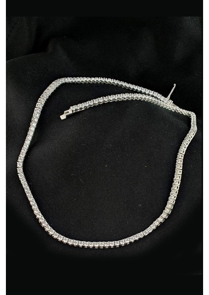 Pırlanta Parlaklığında Swarovski Taşlı 925AYAR Gümüş Su Yolu Choker Kolye fiyatları