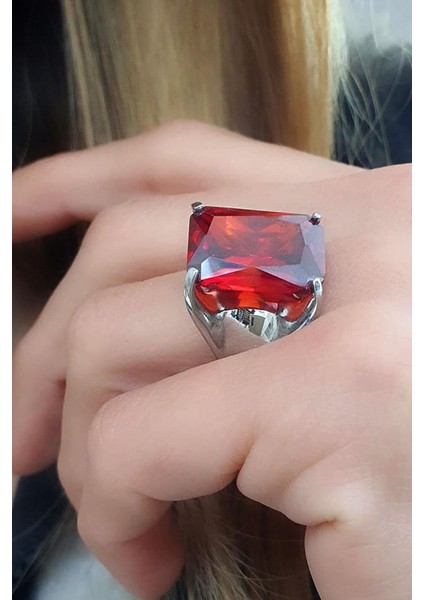 Kırmızı Zirkon Taşlı 925AYAR Gümüş Tasarım Tek Taş Yüzük modelleri