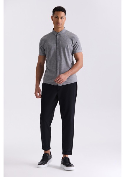 Siyah Slim Fit Gömlek Yaka Düğmeli T-Shirt