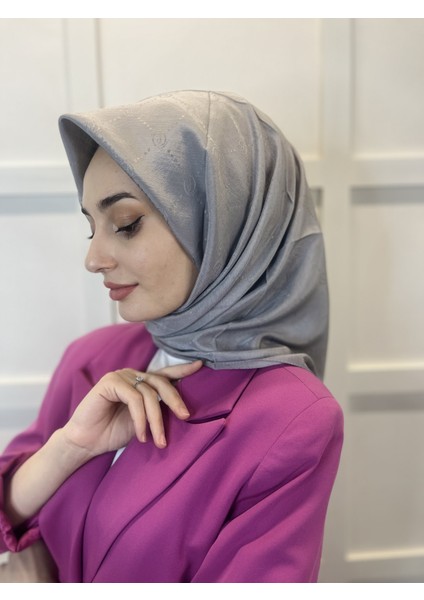 Jakarlı Monogram Eşarp, Piramit Monogram, Desenli Eşarp 01009 fiyatları