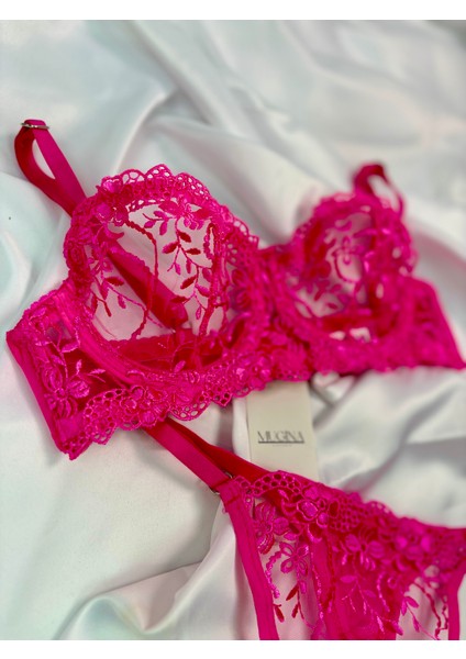 Divine Pembe Alt Üst Bralet Takımı (Ayarlanabilir Sütyen ve Külot)