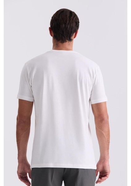 Ekru Slim Fit Bisiklet Yaka T-Shirt fırsatları