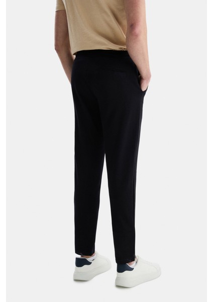 CONNOR Siyah Erkek Lastikli Paça Nakış Detaylı Standard Fit Model Eşofman Altı fırsatları