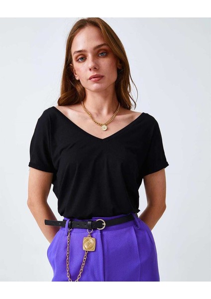 Siyah Ön Arka V Yaka Viskom Basic T-Shirt fiyatları