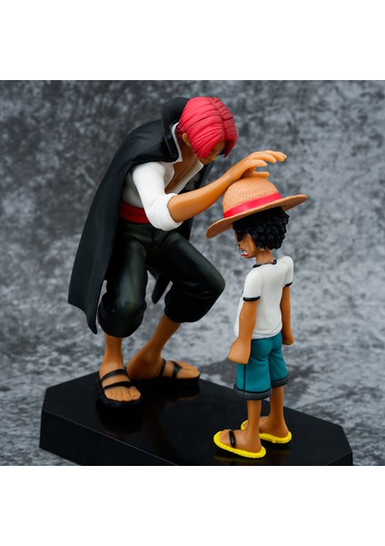 One Piece Luffy Kızıl Saçlı Shanks Figür Model Süslerinin Başına Dokunuyor (Yurt Dışından)