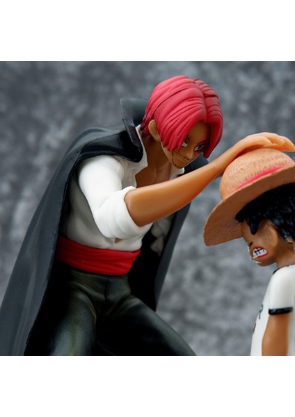 One Piece Luffy Kızıl Saçlı Shanks Figür Model Süslerinin Başına Dokunuyor (Yurt Dışından)