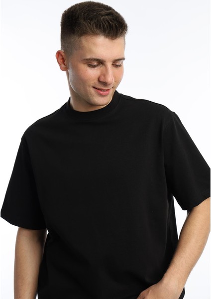 Erkek Oversize Fit Bisiklet Yaka Basic Tişört Siyah modelleri